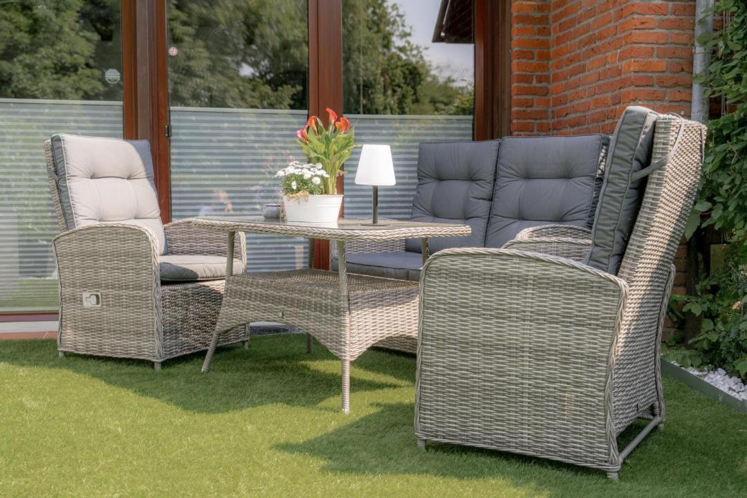 Kleines Ferienhaus Bei Greetsiel - Hunde Willkommen Krummhörn Exteriör bild