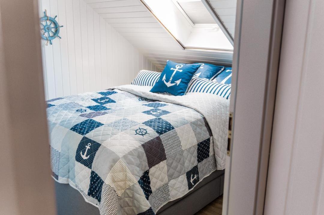 Kleines Ferienhaus Bei Greetsiel - Hunde Willkommen Krummhörn Exteriör bild